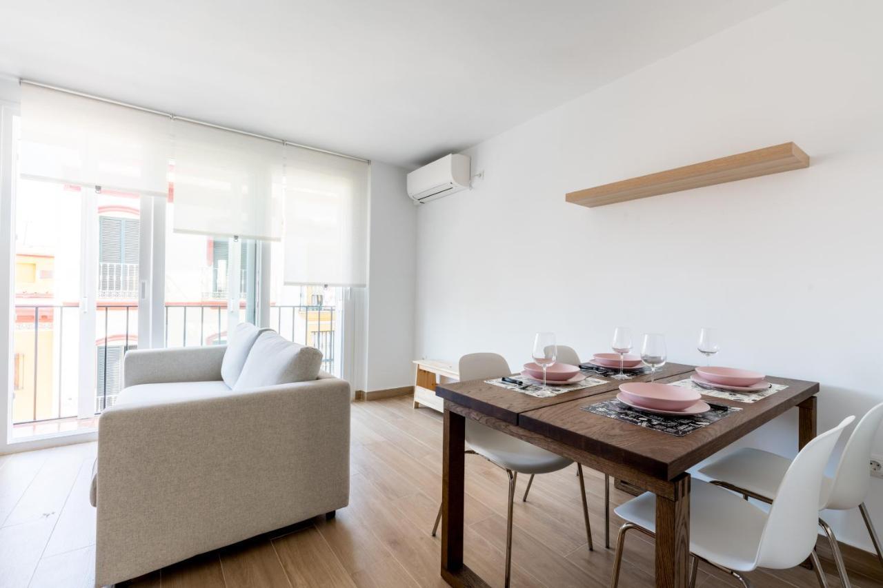 Holi-Rent Pureza Apartment Seville Luaran gambar
