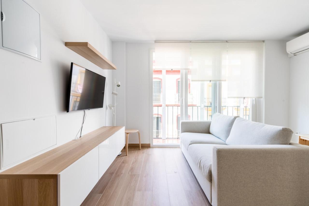 Holi-Rent Pureza Apartment Seville Luaran gambar