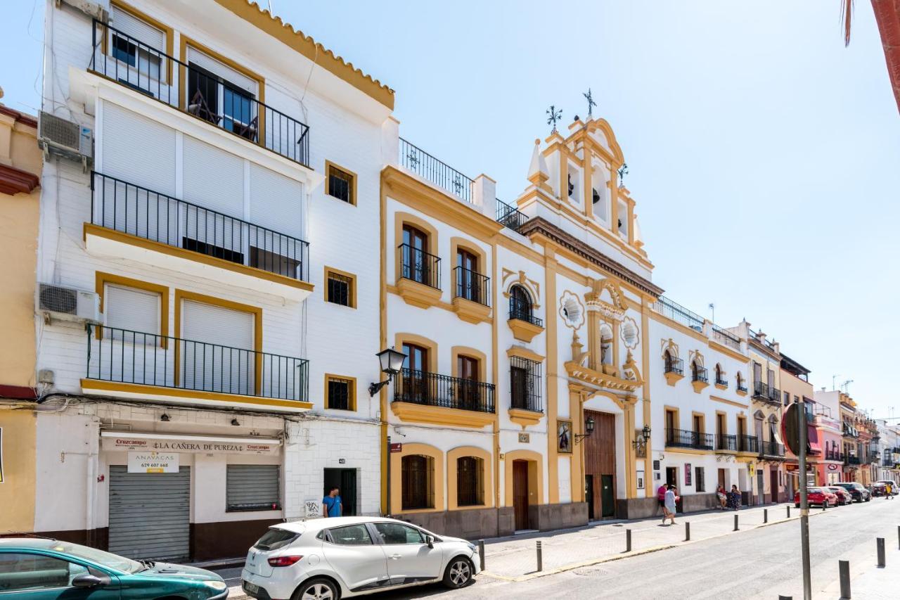 Holi-Rent Pureza Apartment Seville Luaran gambar