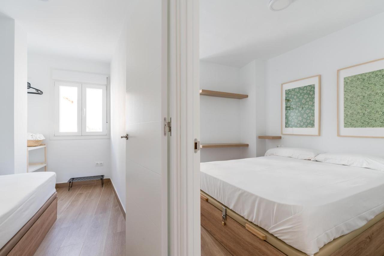 Holi-Rent Pureza Apartment Seville Luaran gambar